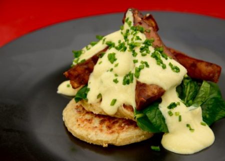 Tofu Florentine on Tattie Scones